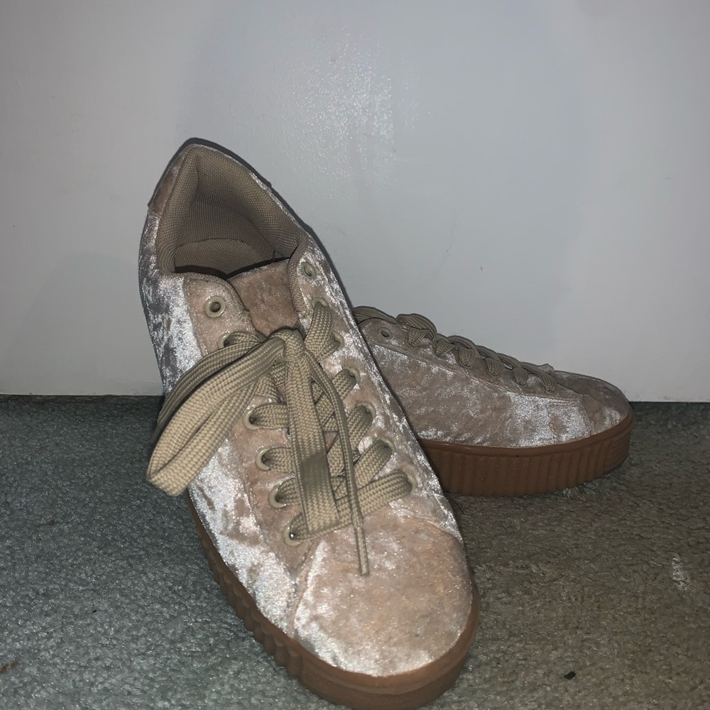 Velvet platform sneakers